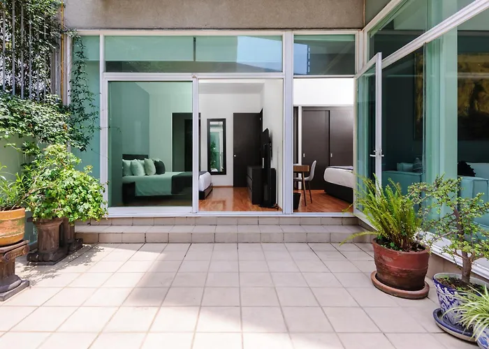 New! Stunning Garden House 2 Bdr Apartment